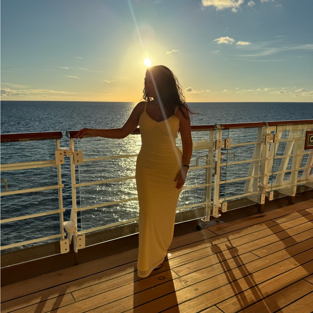 Chic Maxi Yellow Dress